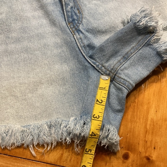 Sincerely Jules Women Light Blue Distressed Holes Raw Hem Denim Jean Shorts - Picture 6 of 6